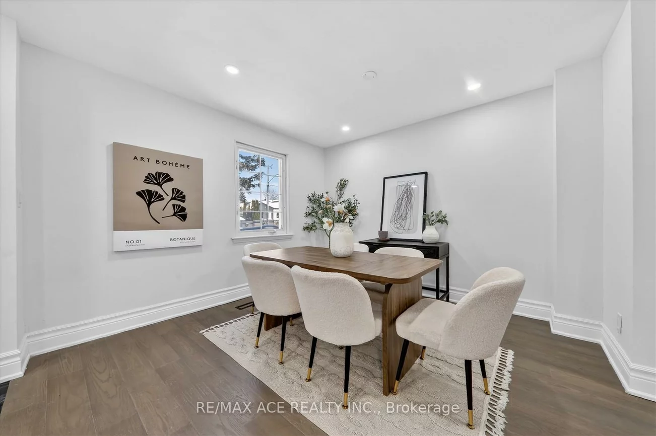 233, Oakridge, Cliffcrest, Toronto