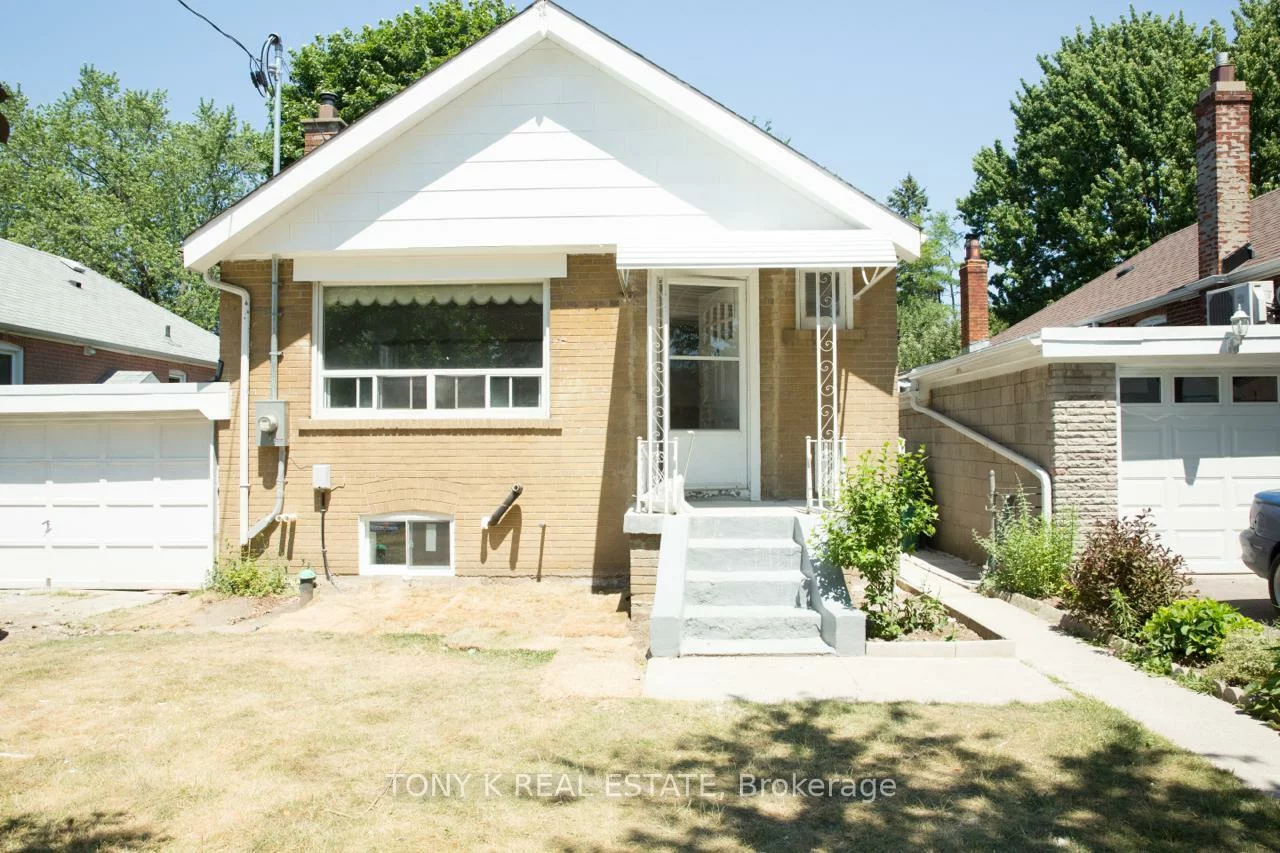 4, Camilla, Clairlea-Birchmount, Toronto