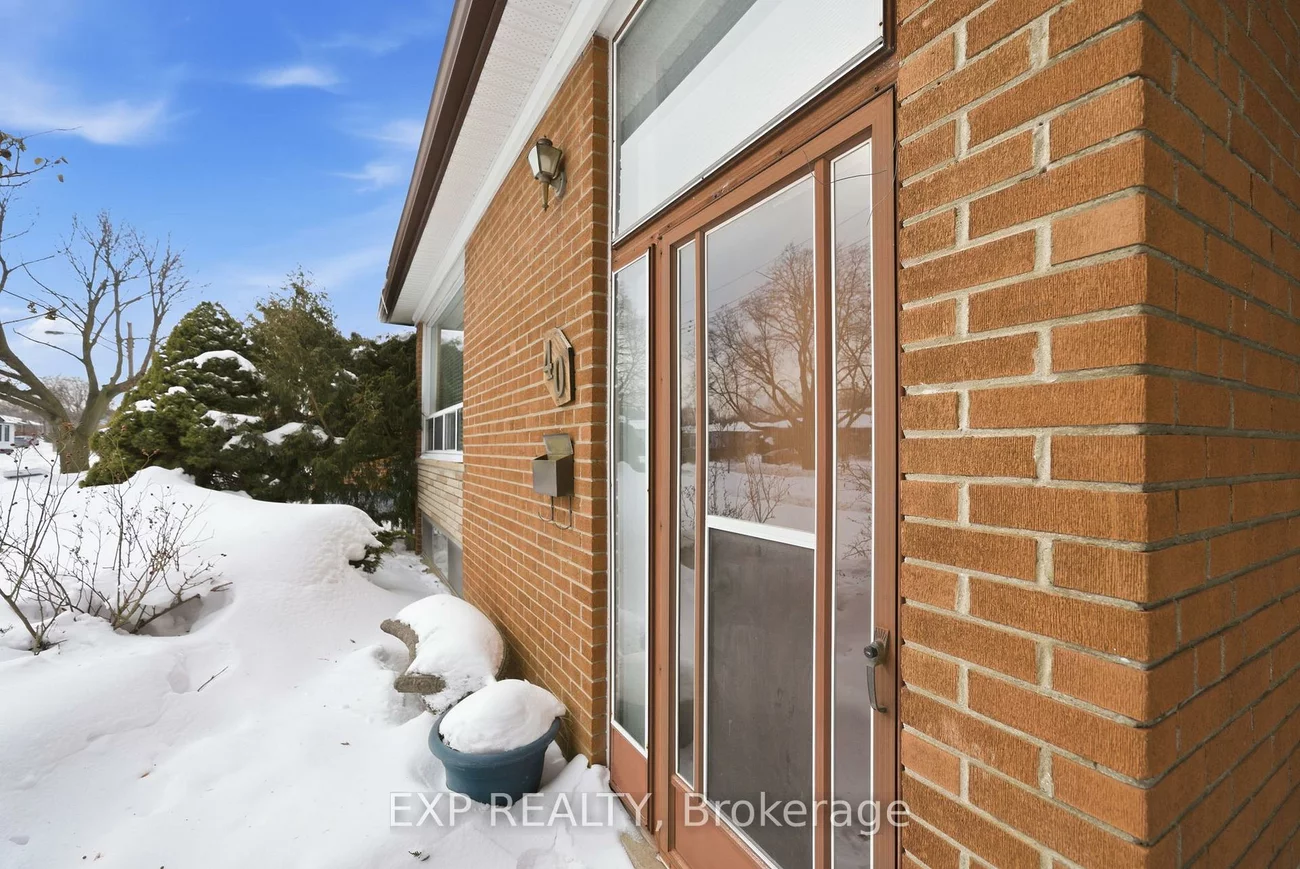 40, Medina, Bendale, Toronto