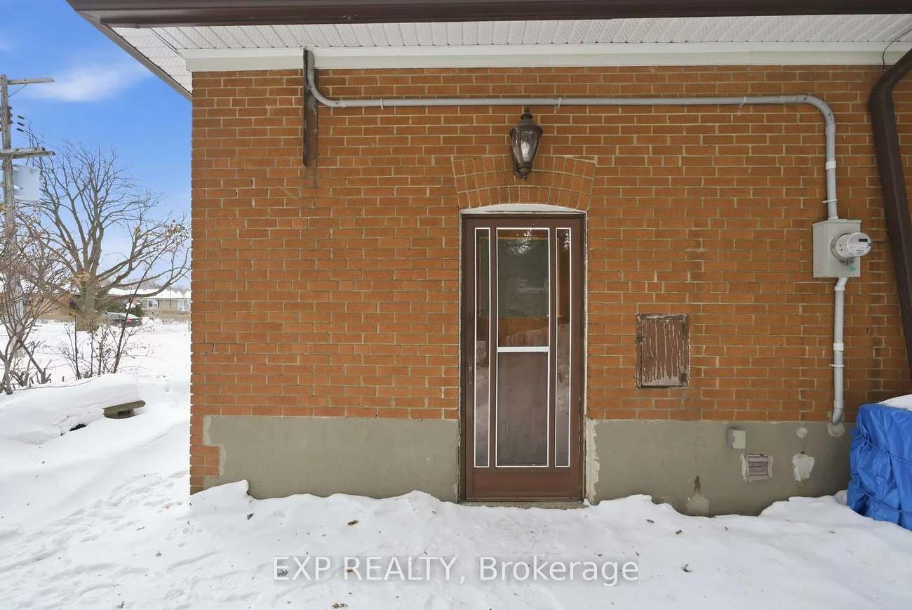 40, Medina, Bendale, Toronto