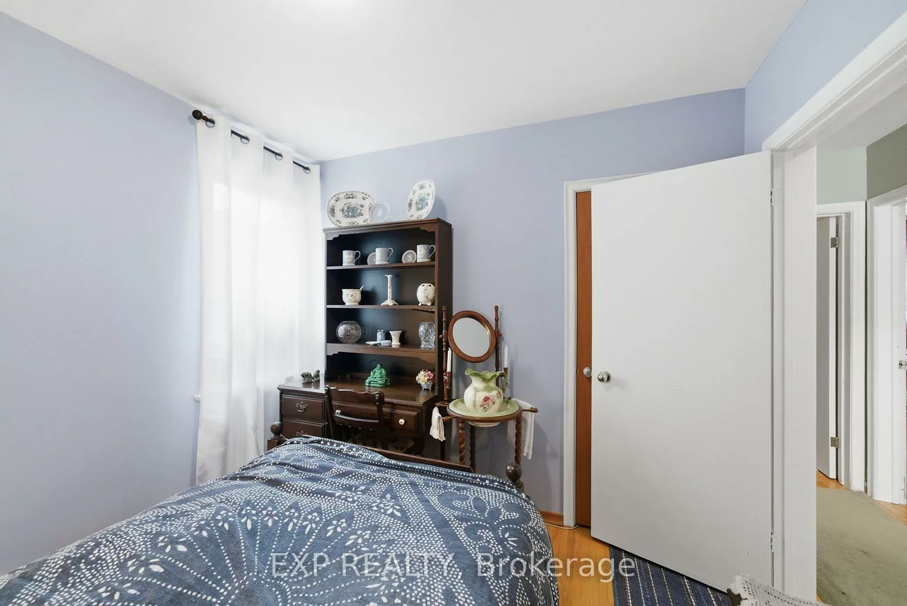 40, Medina, Bendale, Toronto