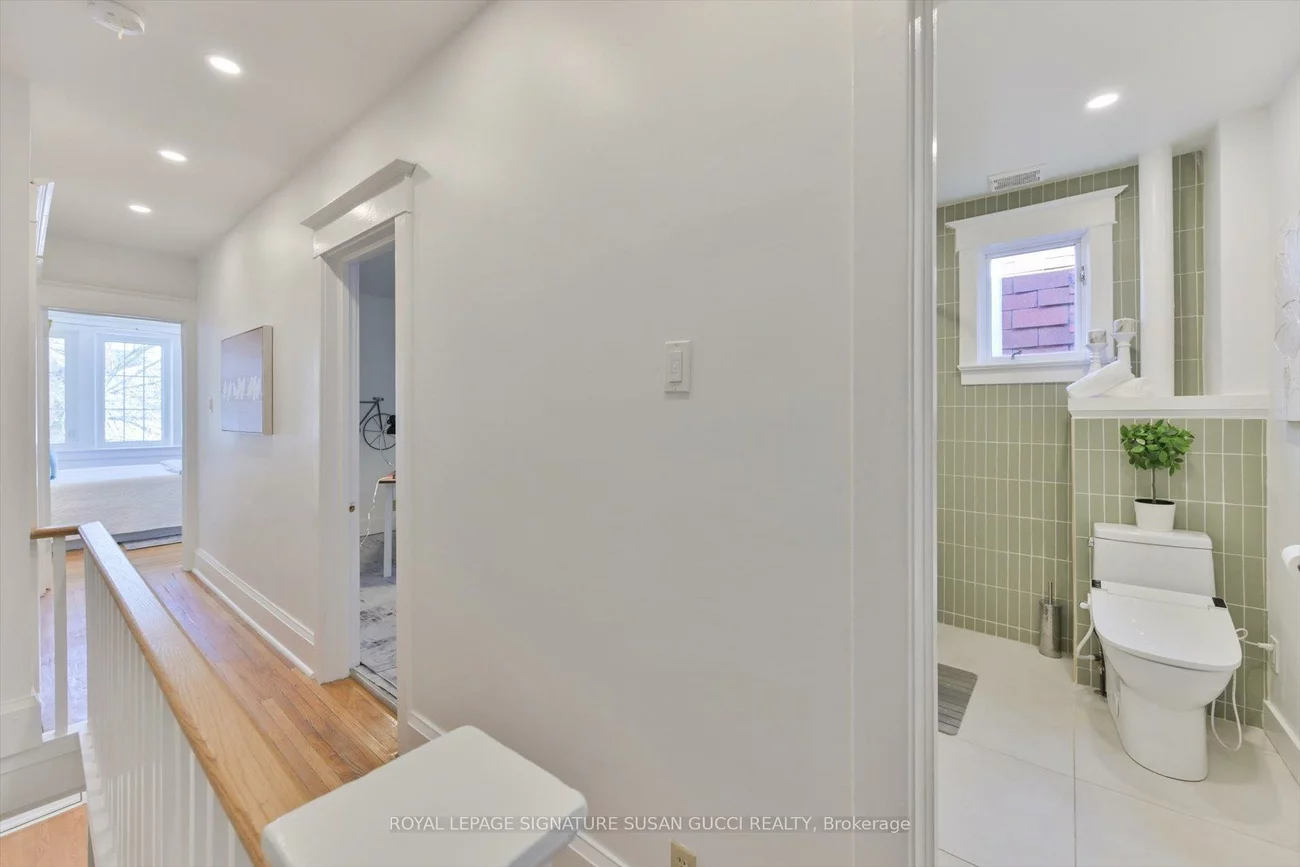 925, Greenwood, Danforth, Toronto