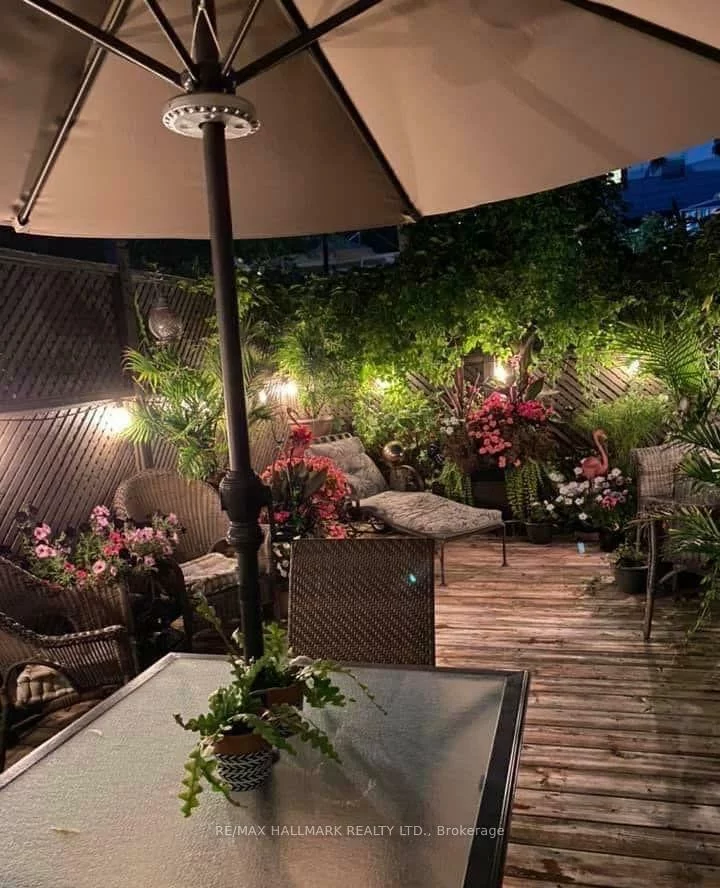 39, Hiltz, South Riverdale, Toronto