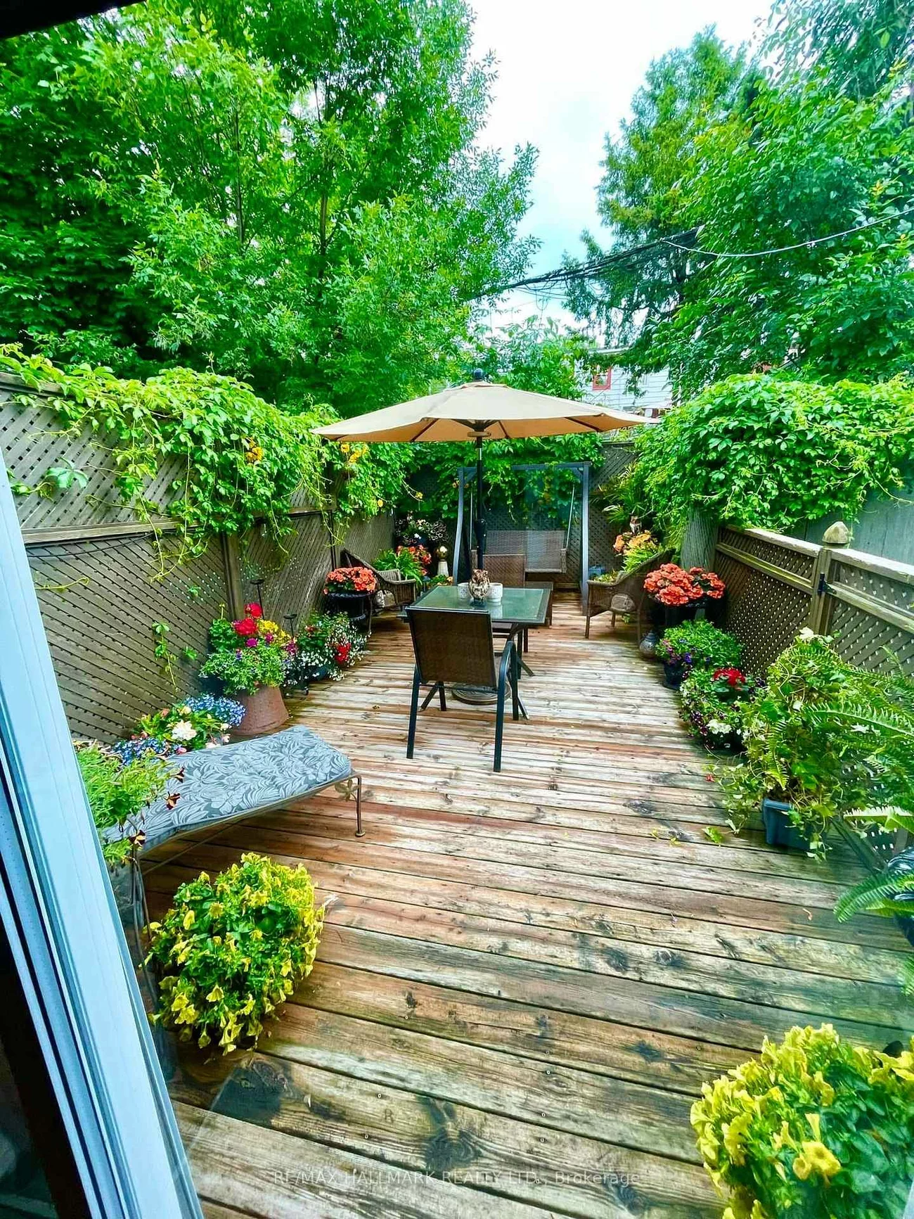 39, Hiltz, South Riverdale, Toronto