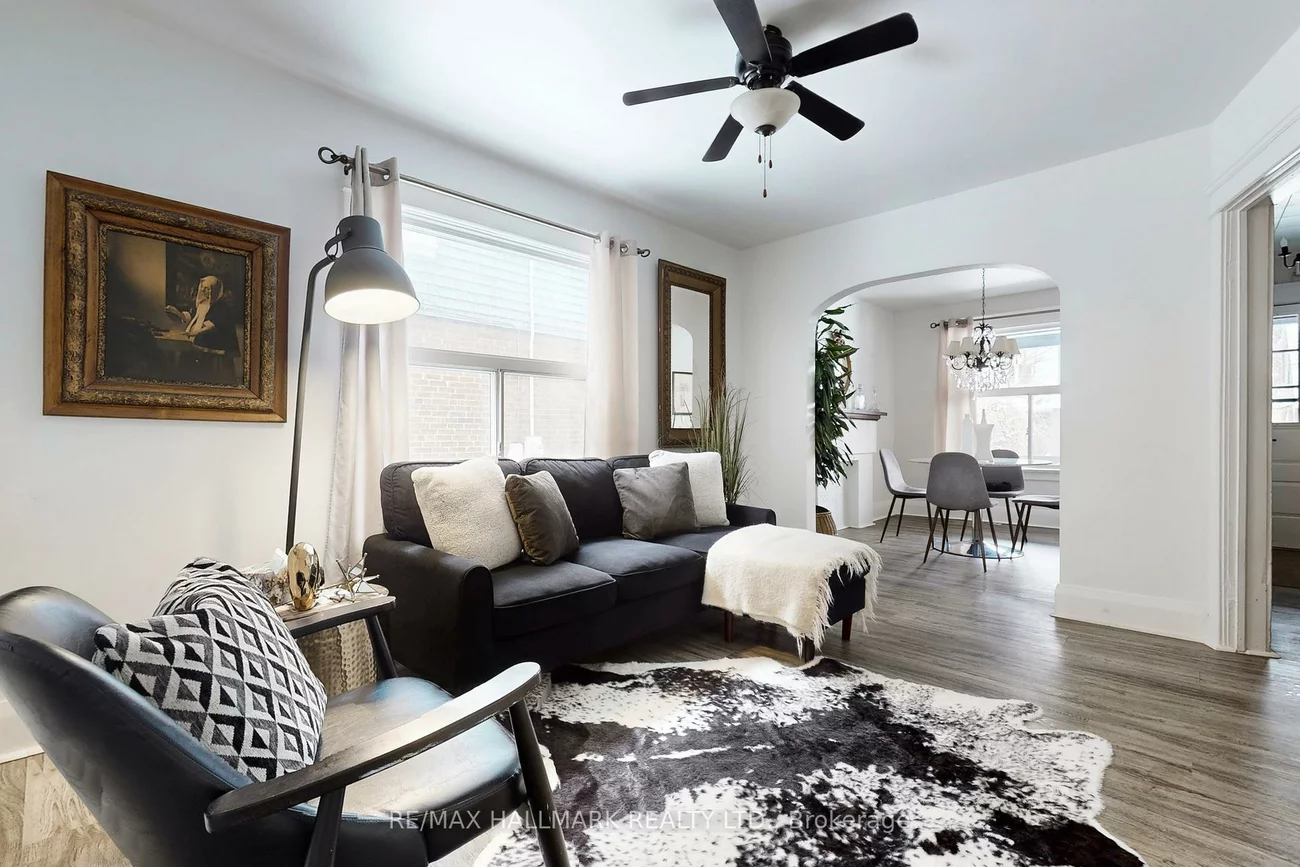 39, Hiltz, South Riverdale, Toronto