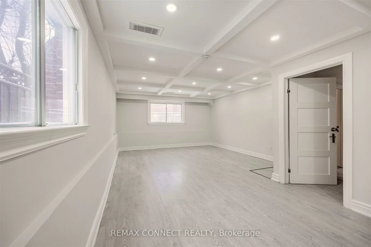 61, Rotary, Rouge E11, Toronto