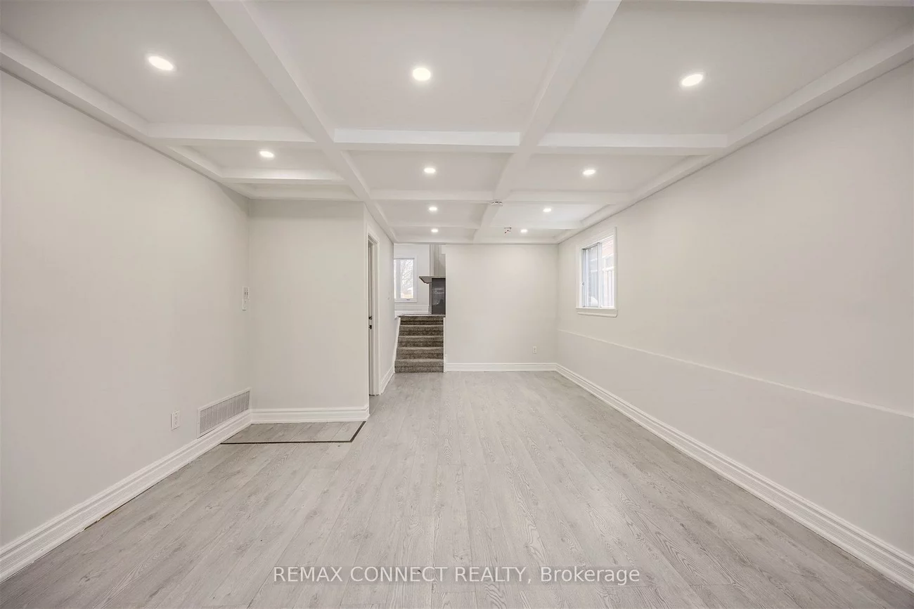 61, Rotary, Rouge E11, Toronto