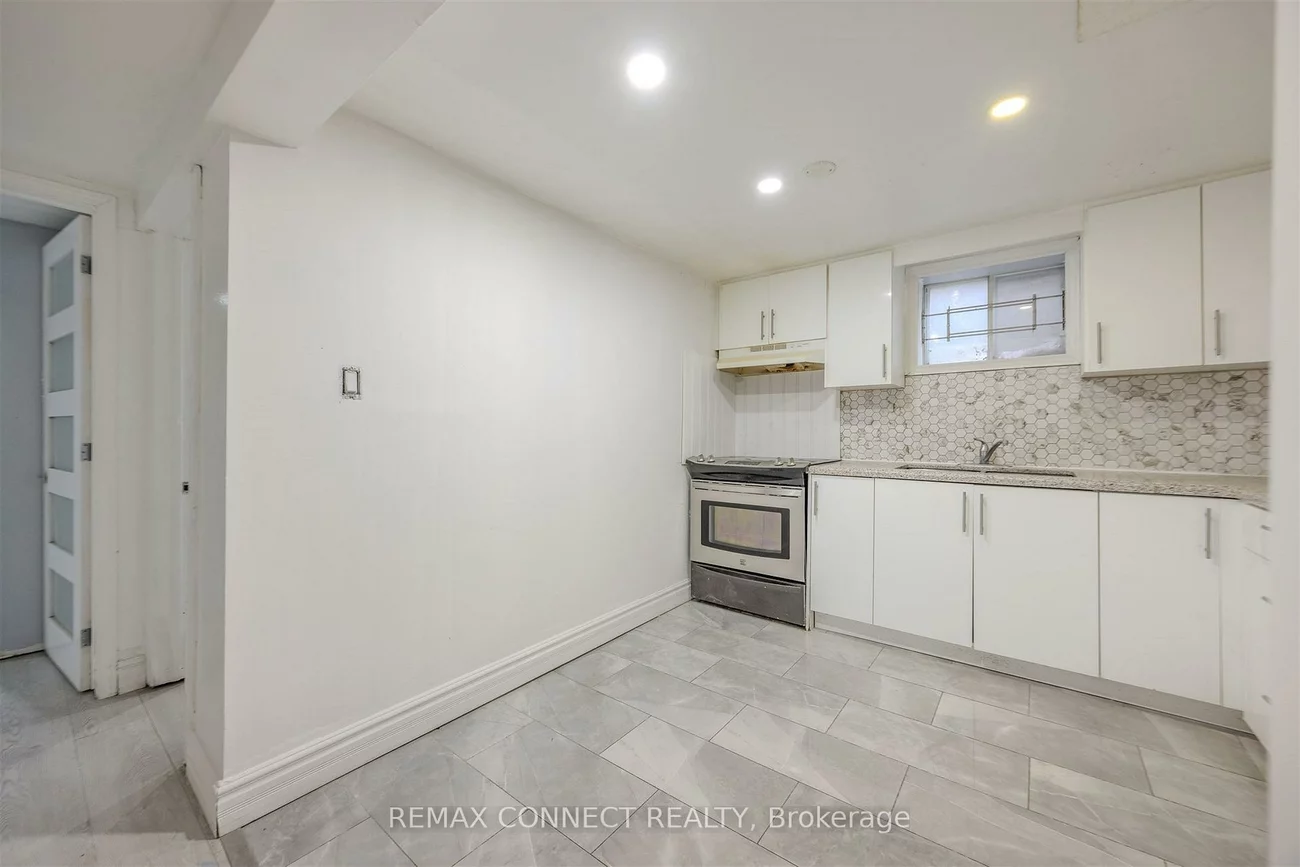 61, Rotary, Rouge E11, Toronto