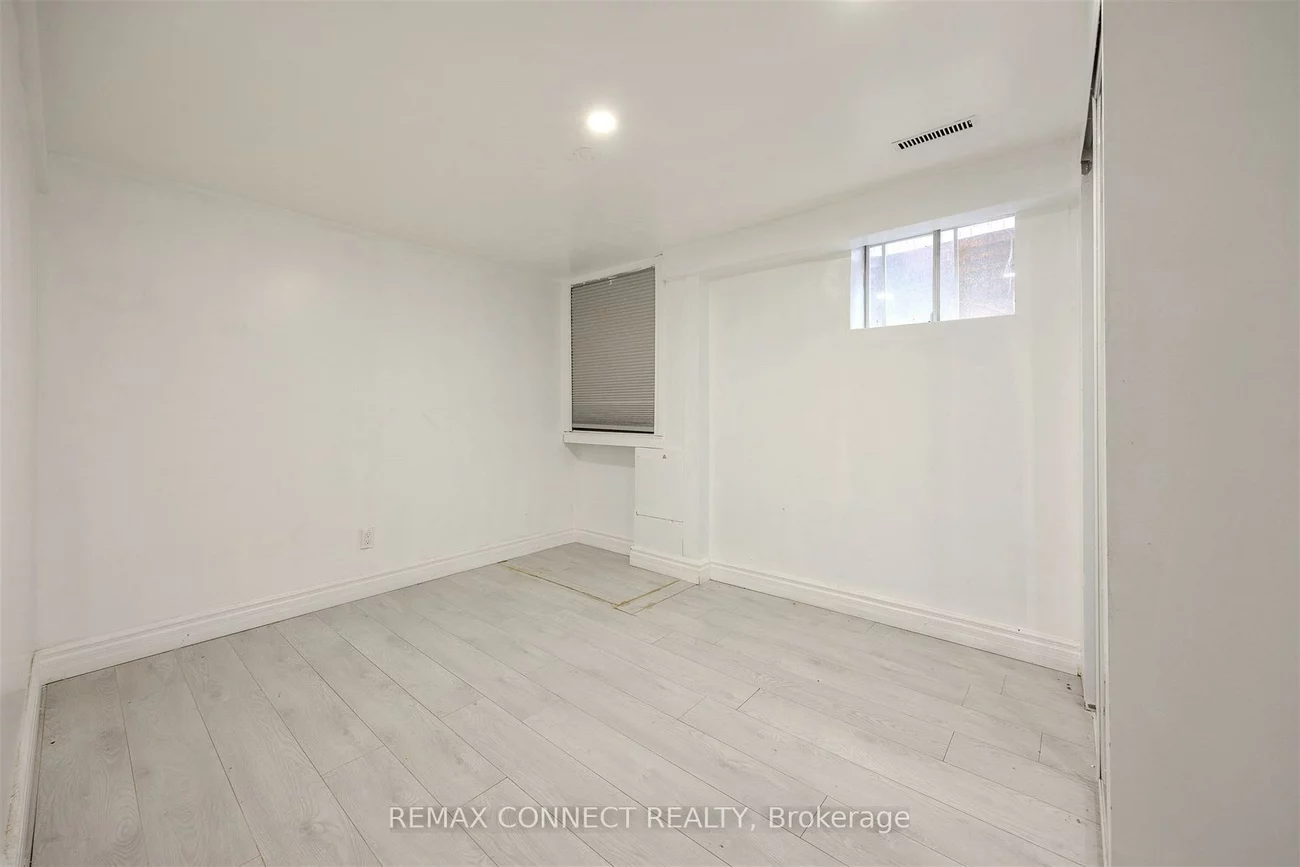 61, Rotary, Rouge E11, Toronto