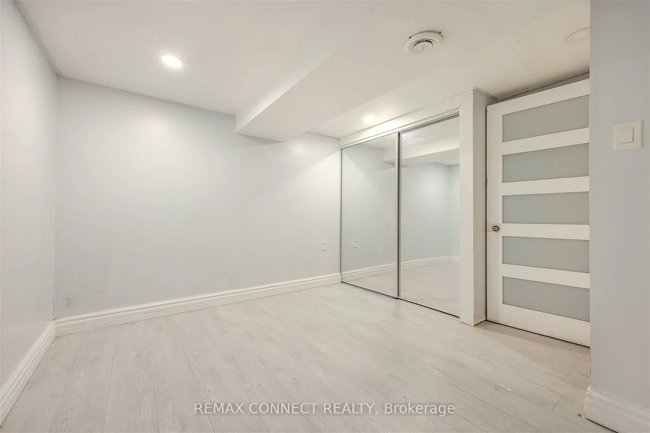 61, Rotary, Rouge E11, Toronto