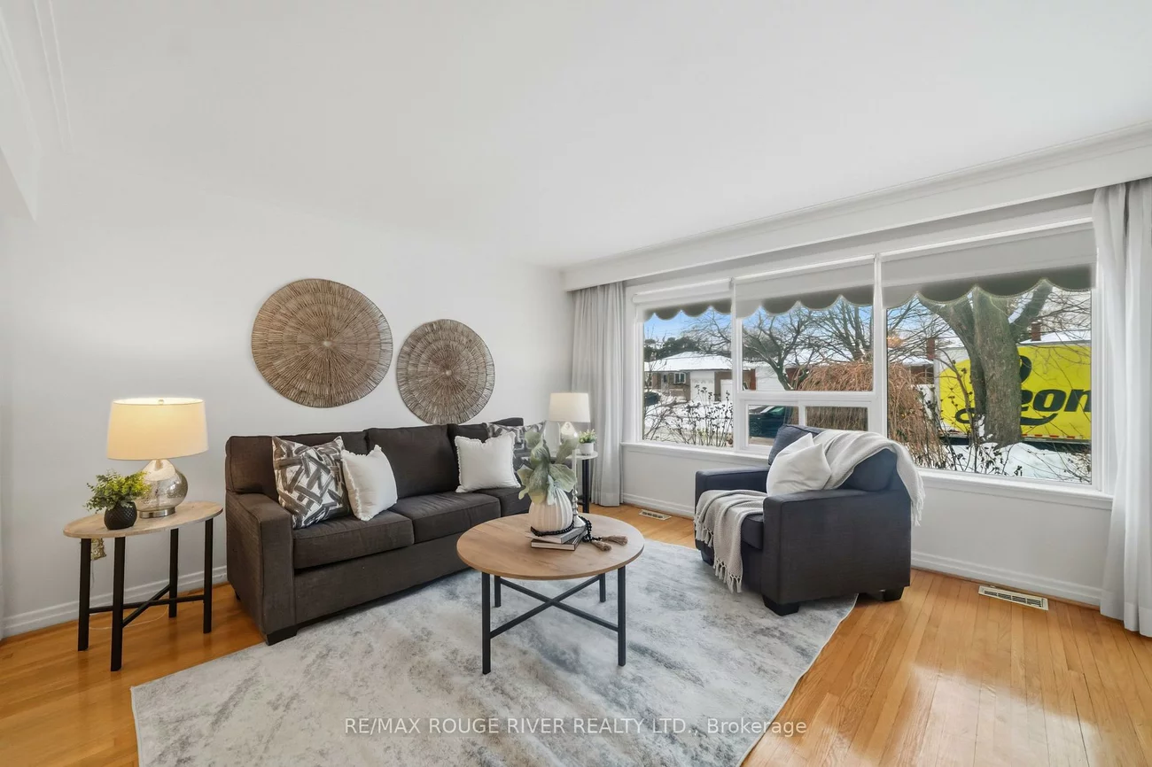 51, Sharbot, Woburn, Toronto