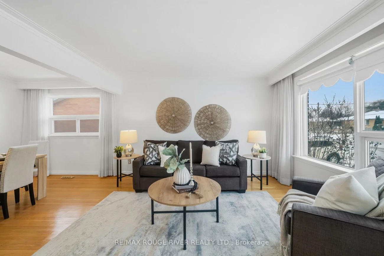 51, Sharbot, Woburn, Toronto