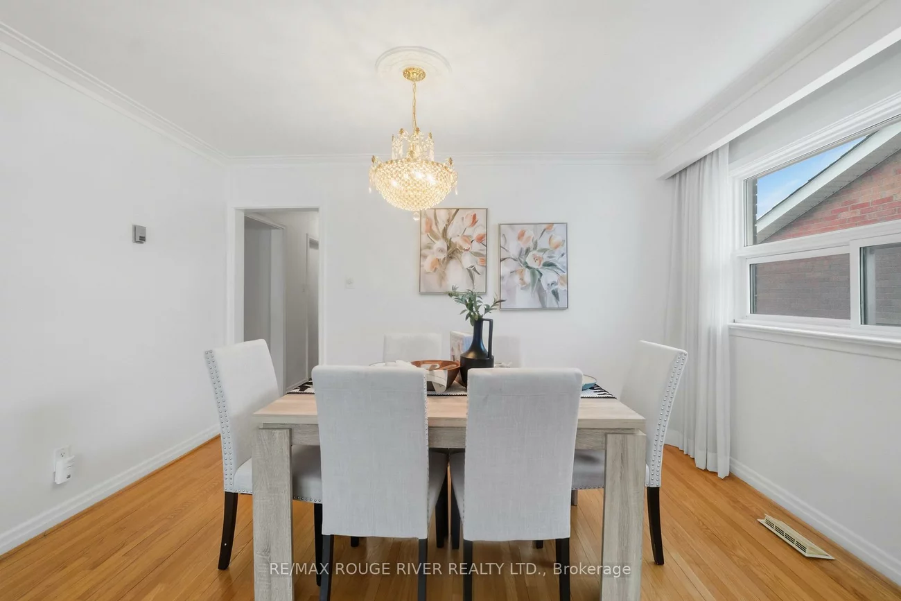 51, Sharbot, Woburn, Toronto