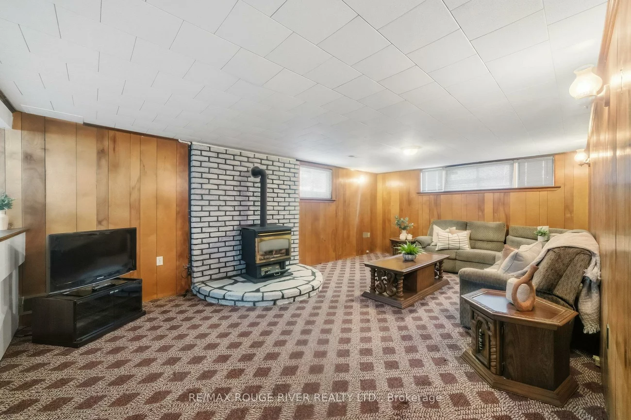 51, Sharbot, Woburn, Toronto