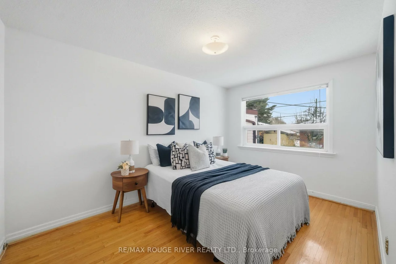 51, Sharbot, Woburn, Toronto