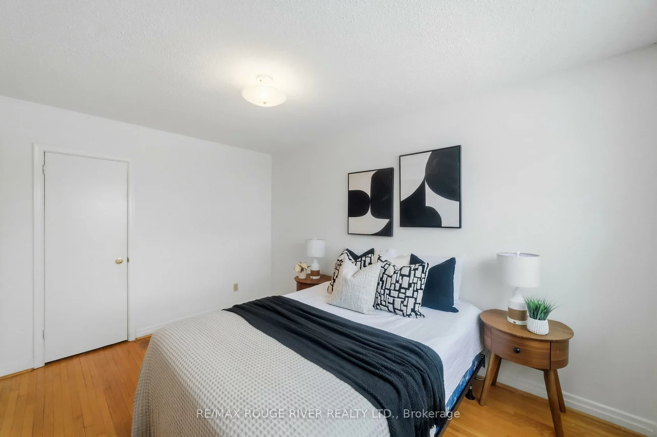 51, Sharbot, Woburn, Toronto