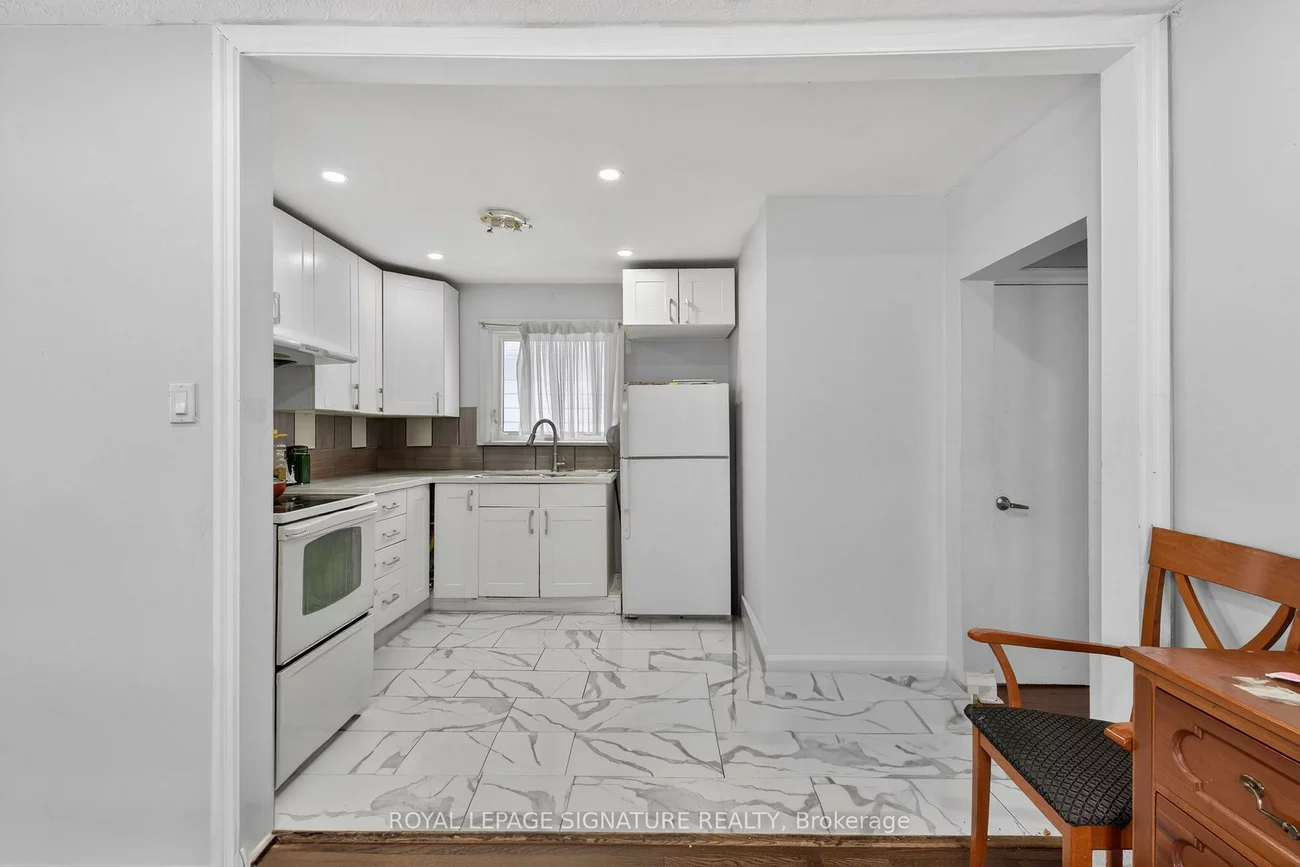 39, Rhydwen, Birchcliffe-Cliffside, Toronto