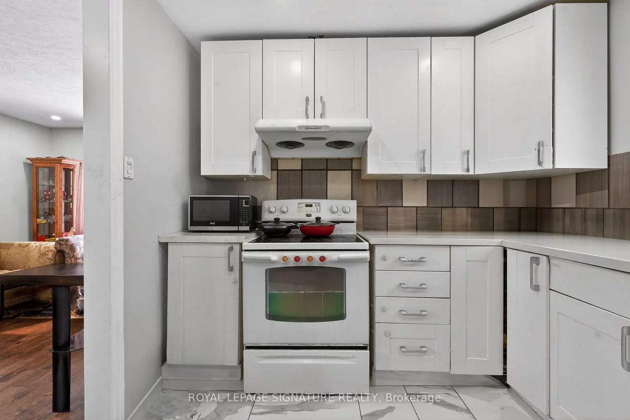 39, Rhydwen, Birchcliffe-Cliffside, Toronto