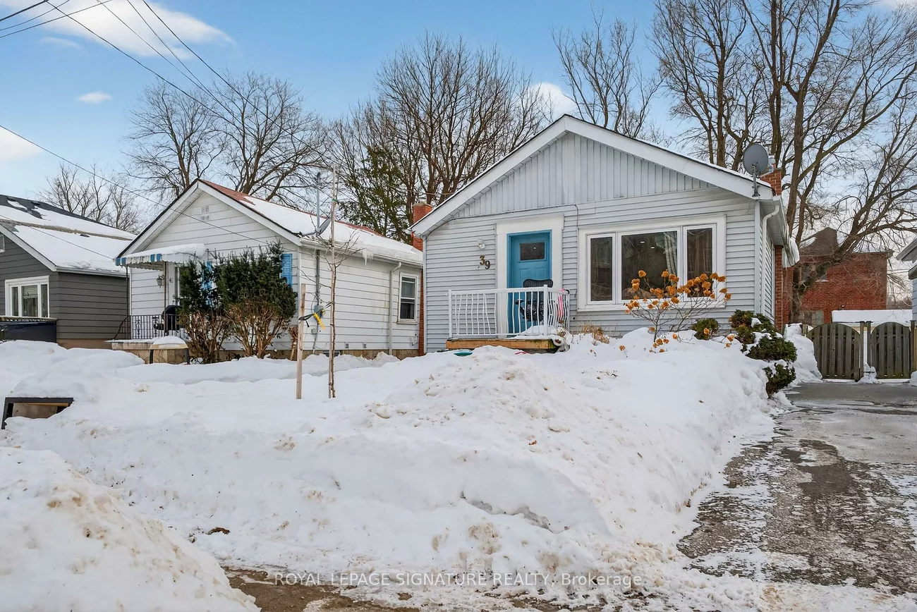 39, Rhydwen, Birchcliffe-Cliffside, Toronto