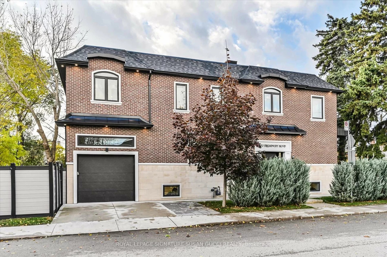 32, Treadway, East York, Toronto