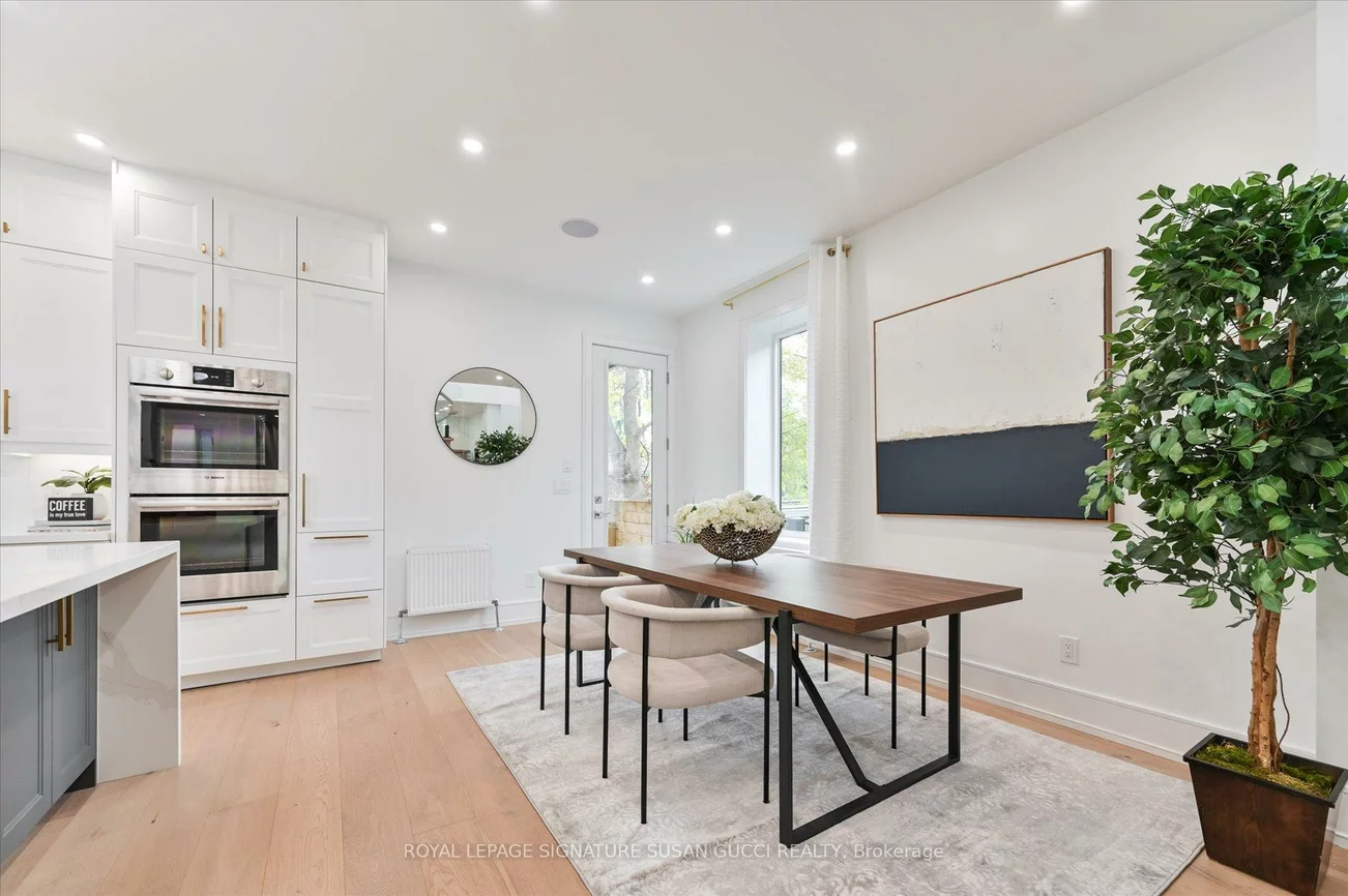 32, Treadway, East York, Toronto