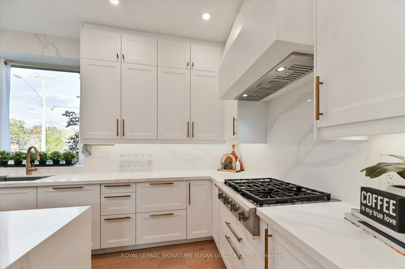 32, Treadway, East York, Toronto