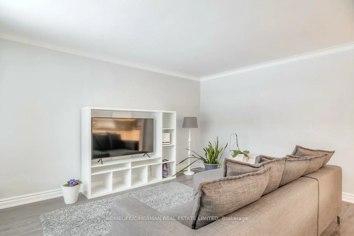 3, Willowhurst, Wexford-Maryvale, Toronto