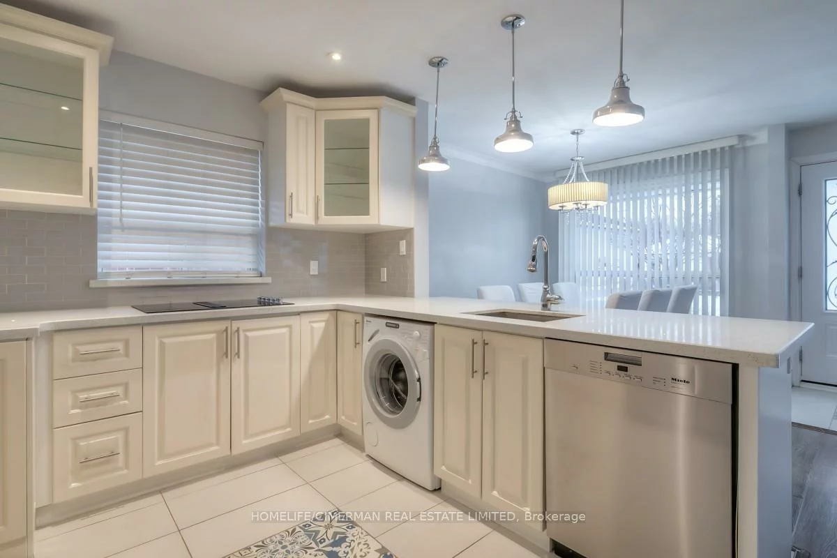 3, Willowhurst, Wexford-Maryvale, Toronto