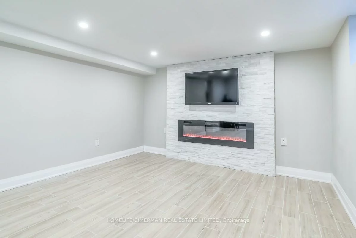 3, Willowhurst, Wexford-Maryvale, Toronto