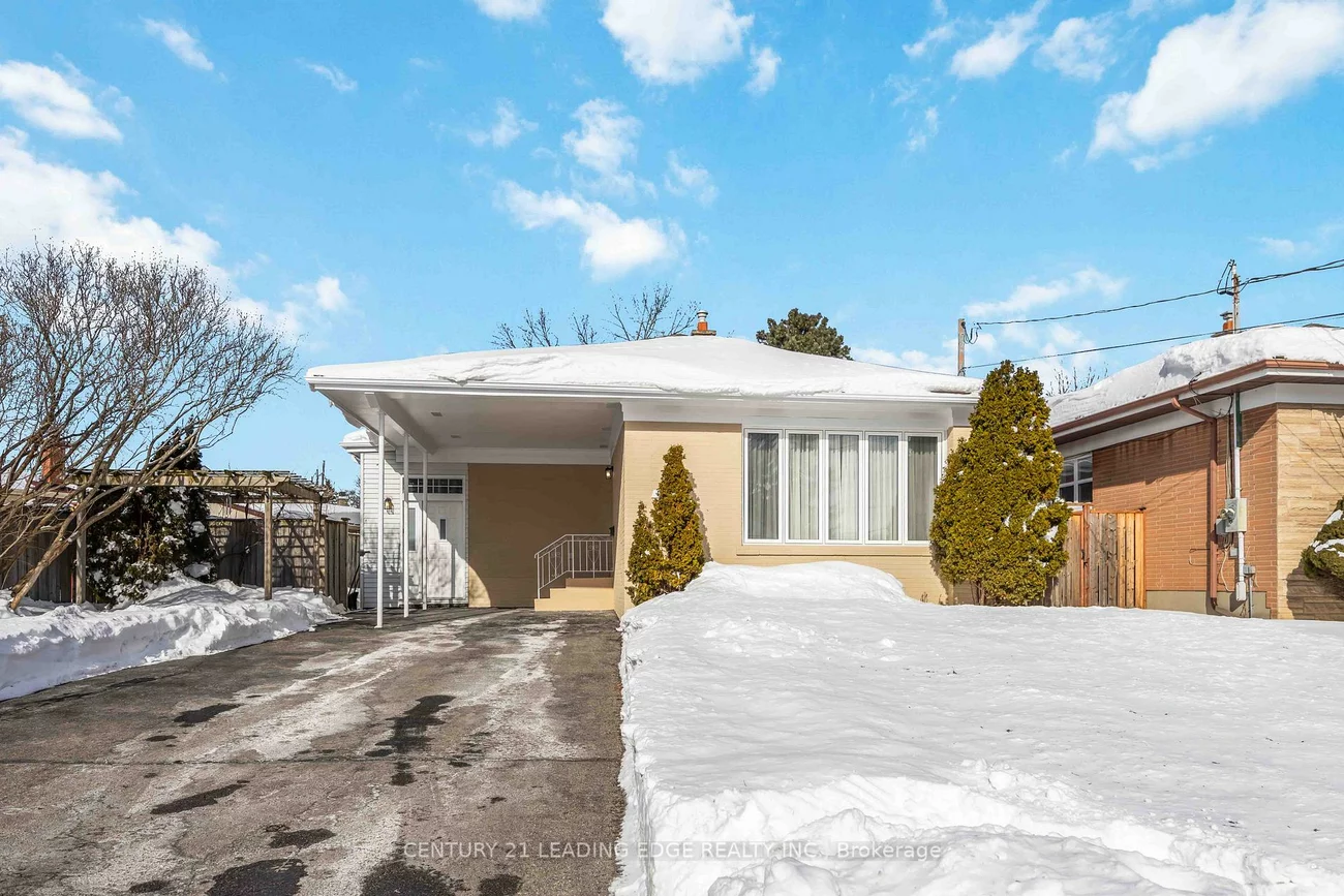 12, Arnprior, Bendale, Toronto
