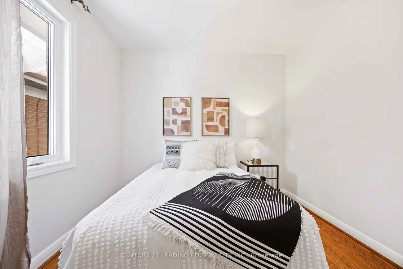 12, Arnprior, Bendale, Toronto