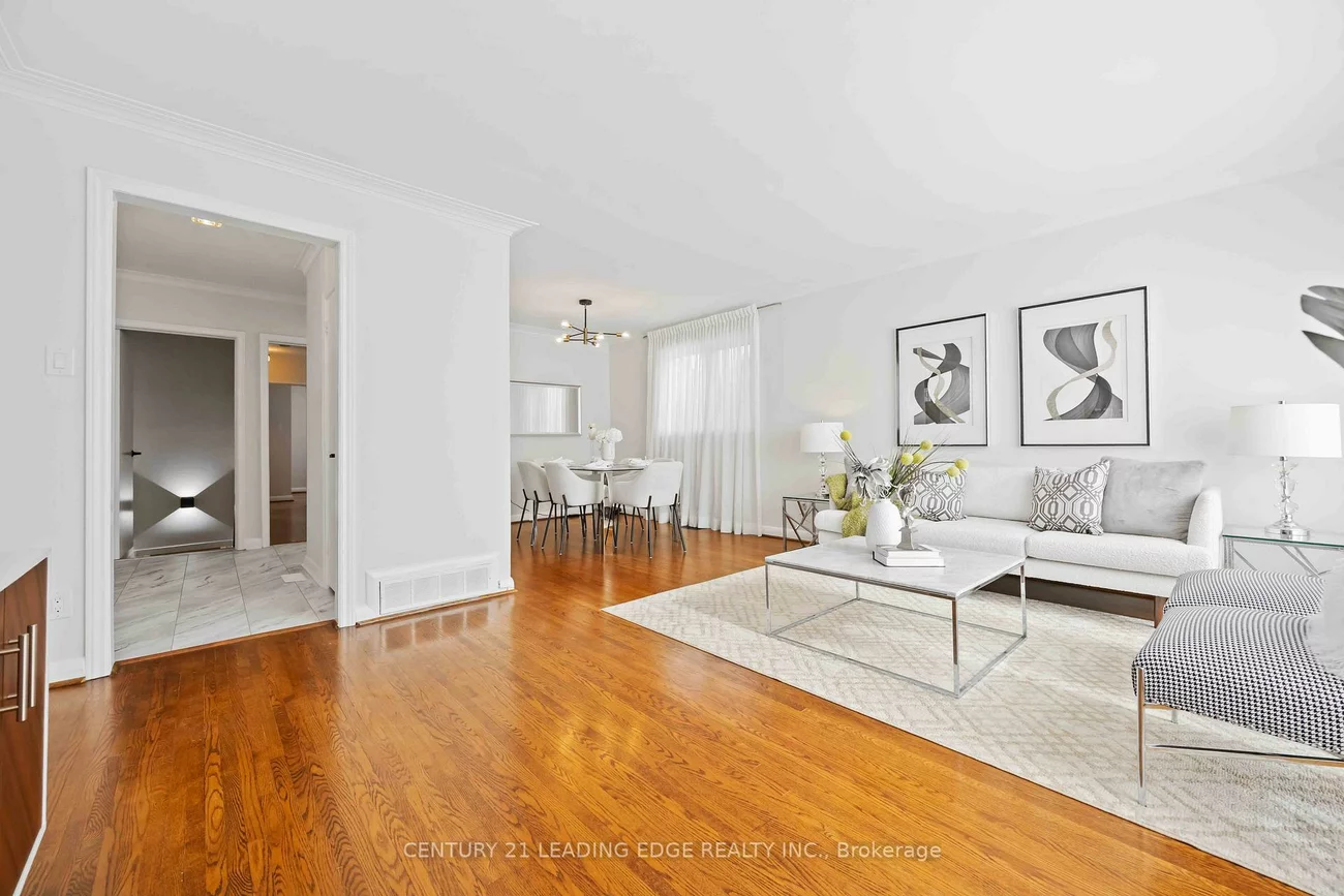 12, Arnprior, Bendale, Toronto