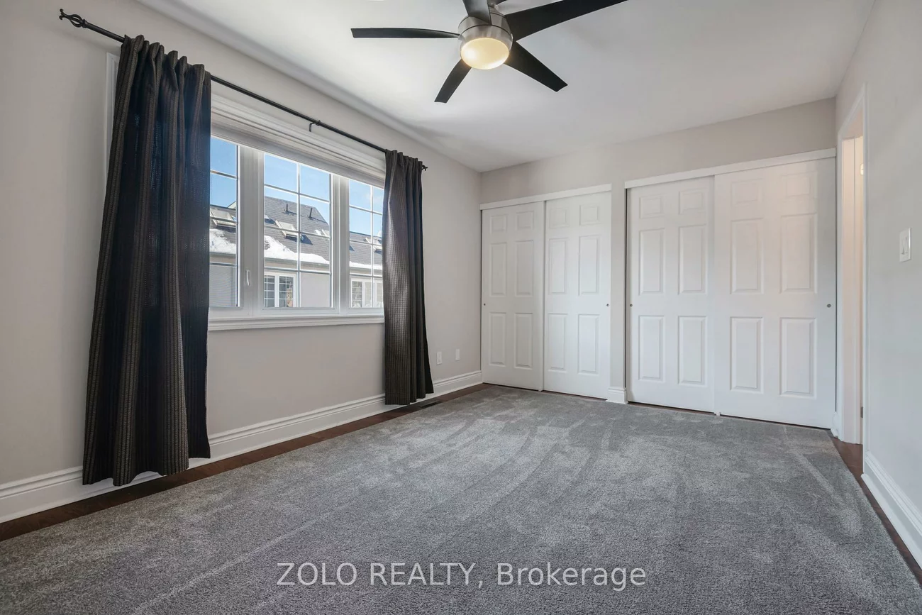 1166, CRAVEN, Greenwood-Coxwell, Toronto