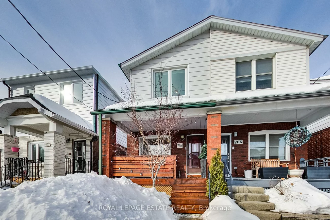 204, Queensdale, Danforth Village-East York, Toronto