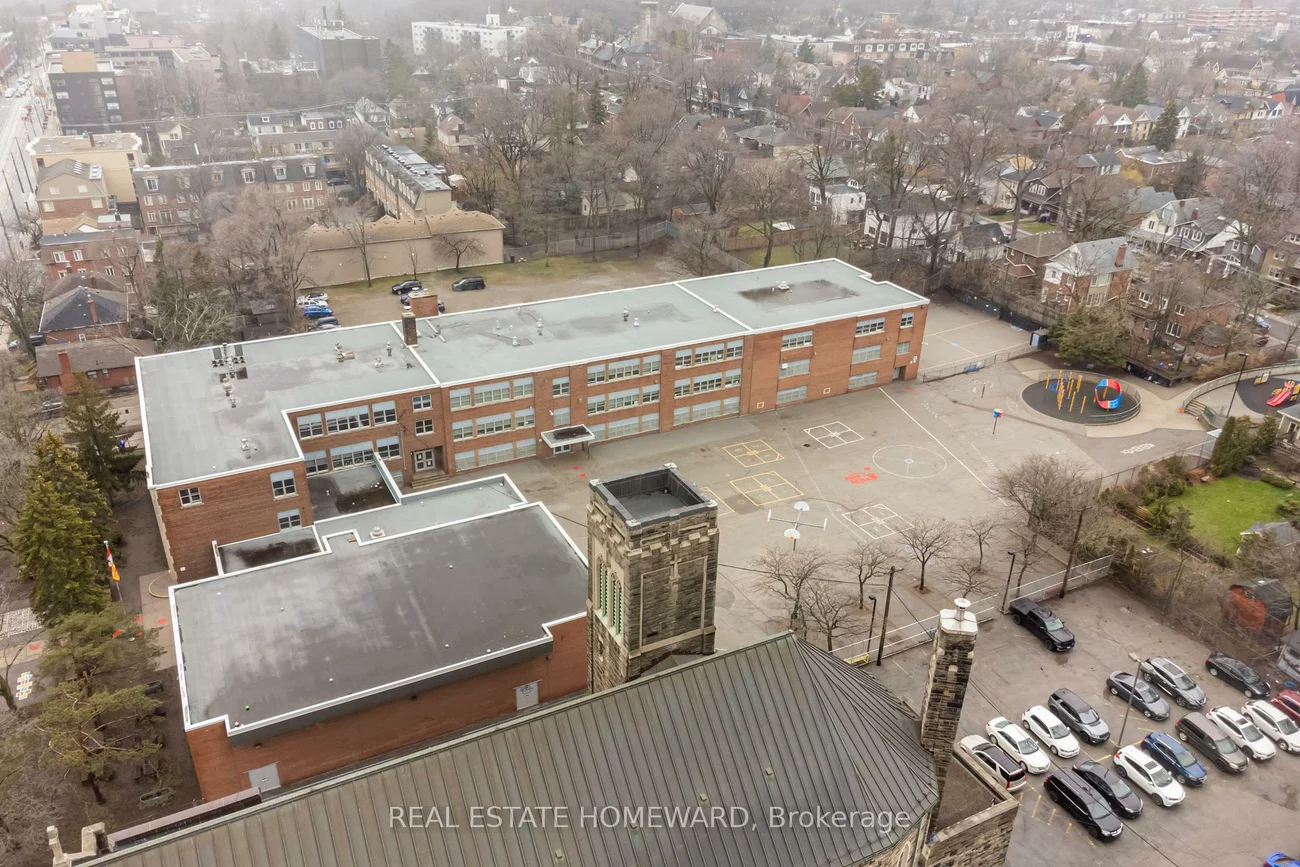 176/178, Balsam, The Beaches, Toronto