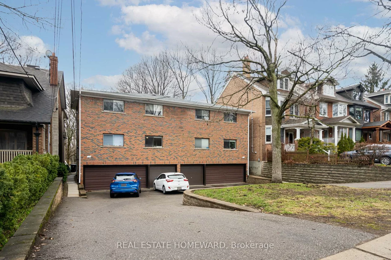 176/178, Balsam, The Beaches, Toronto