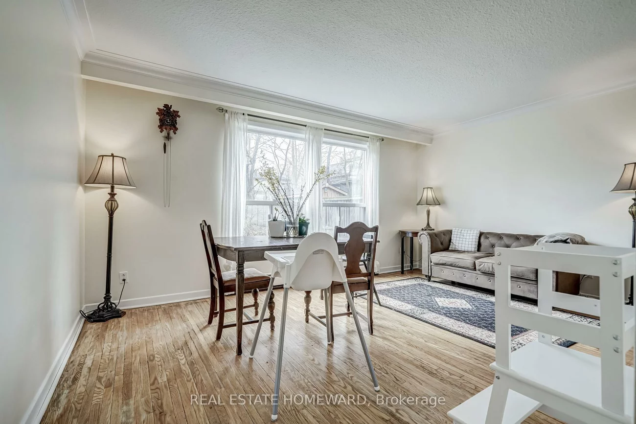 176/178, Balsam, The Beaches, Toronto