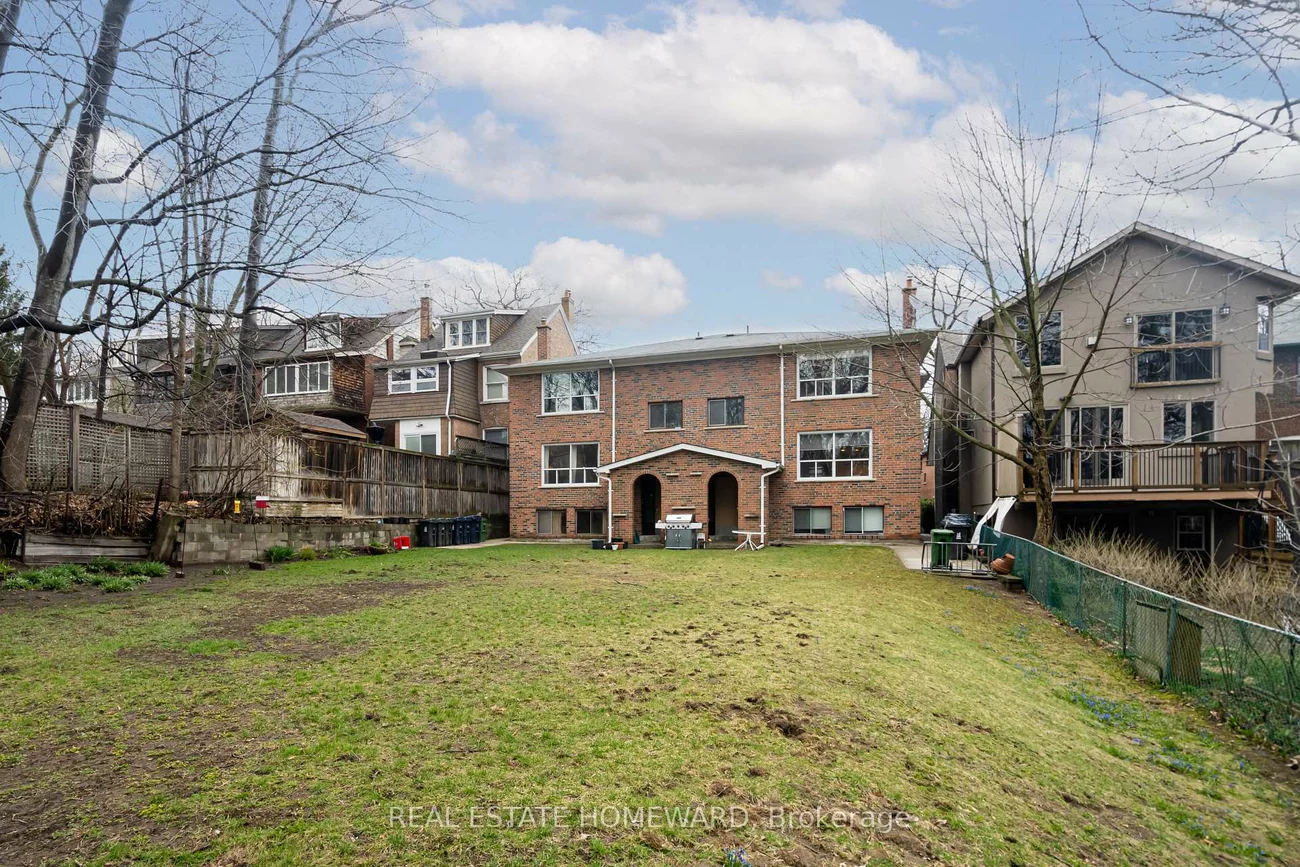 176/178, Balsam, The Beaches, Toronto