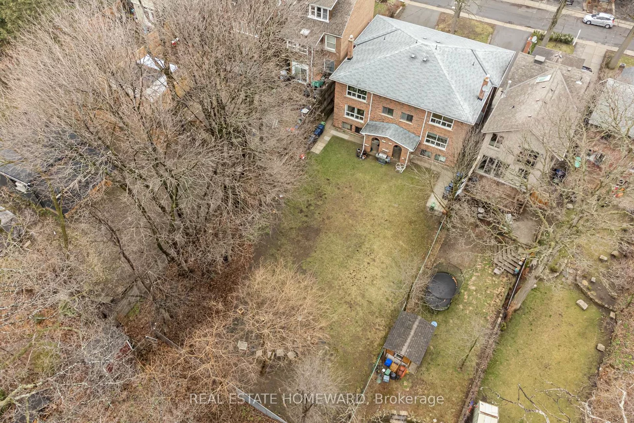 176/178, Balsam, The Beaches, Toronto