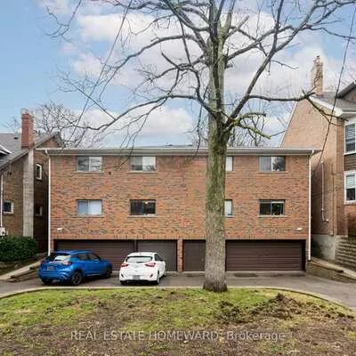 176/178, Balsam, The Beaches, Toronto