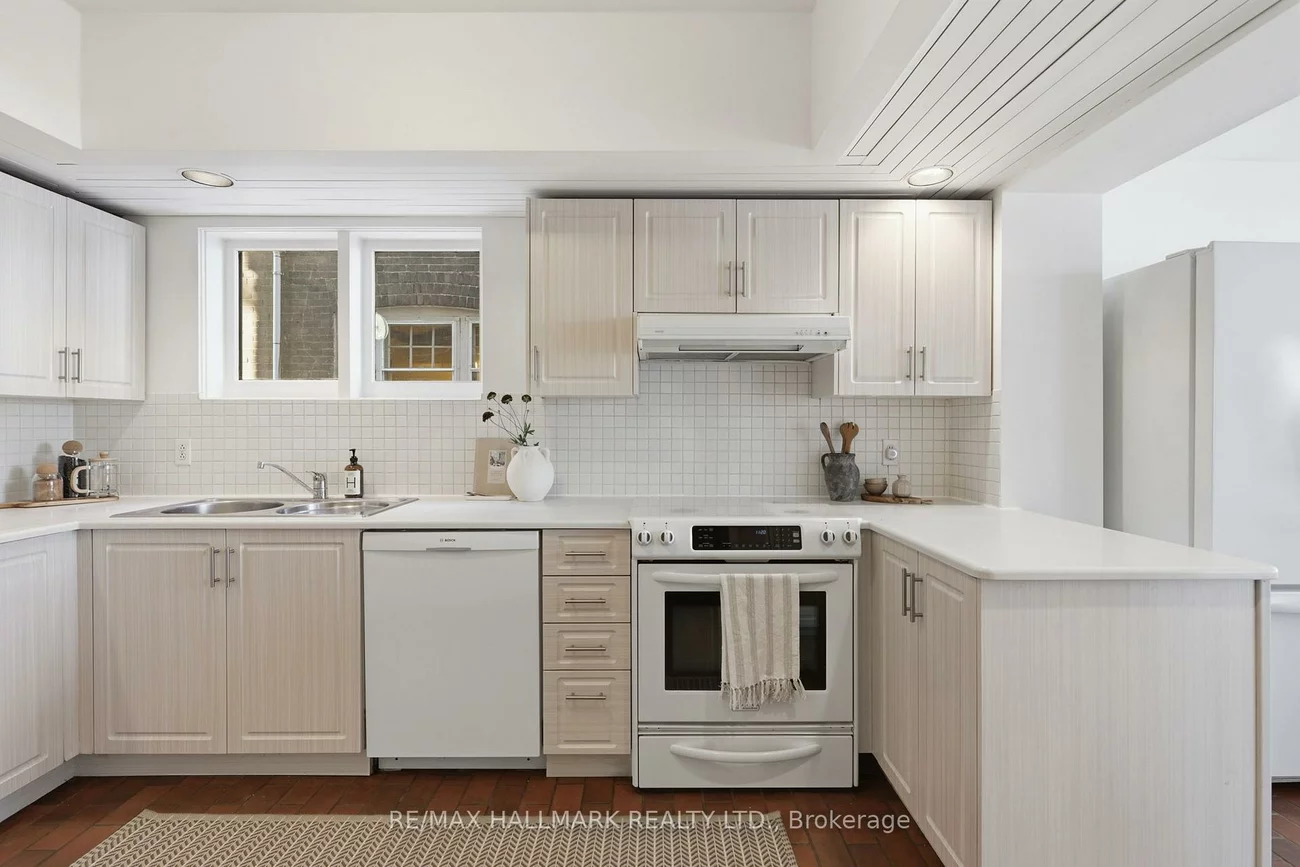 22, Chester Hill, Playter Estates-Danforth, Toronto