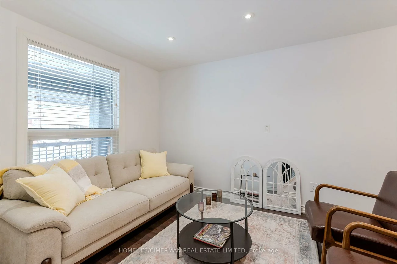 195, Torrens, East York, Toronto