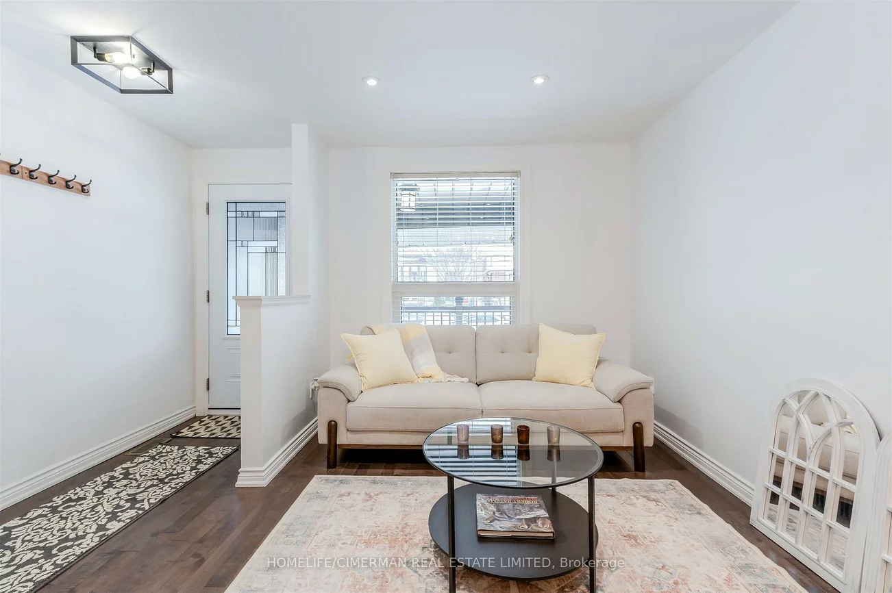 195, Torrens, East York, Toronto