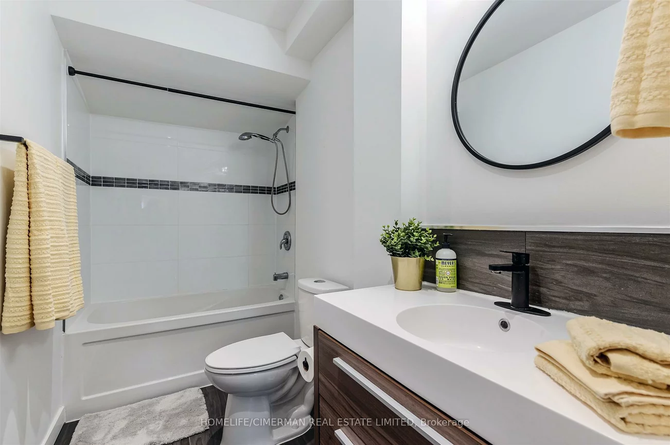 195, Torrens, East York, Toronto