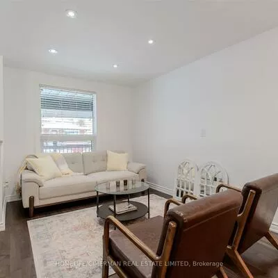 195, Torrens, East York, Toronto