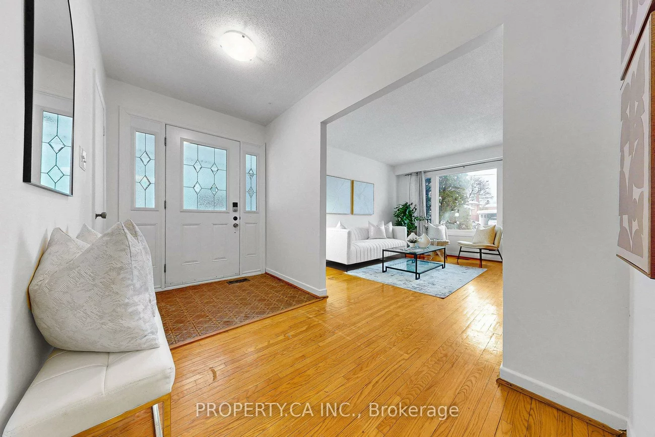 47, Greendowns, Scarborough Village, Toronto