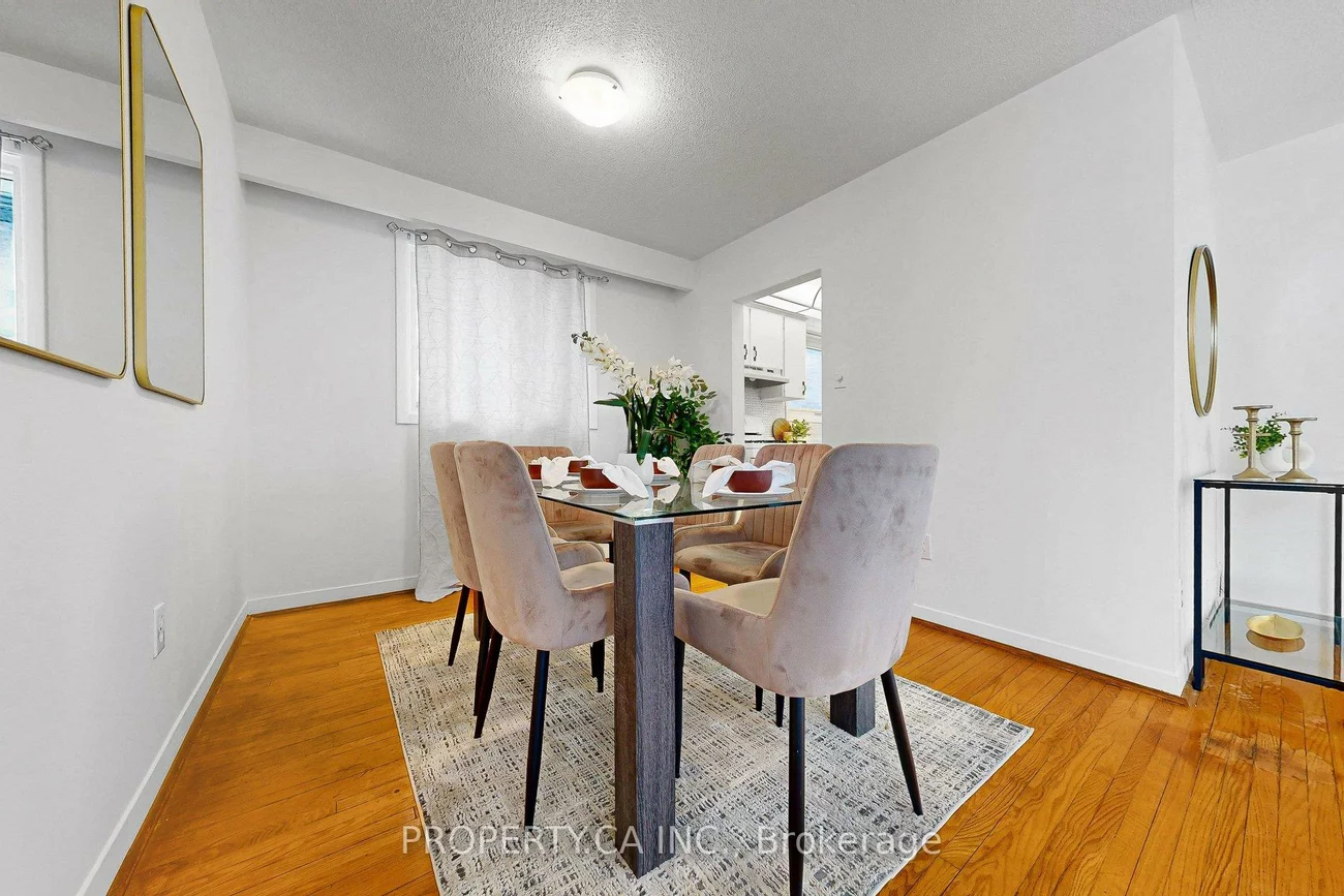 47, Greendowns, Scarborough Village, Toronto