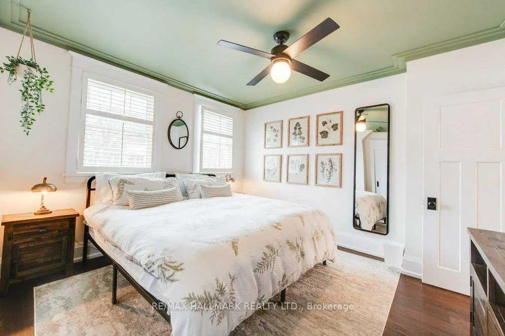 130, Bingham, East End-Danforth, Toronto