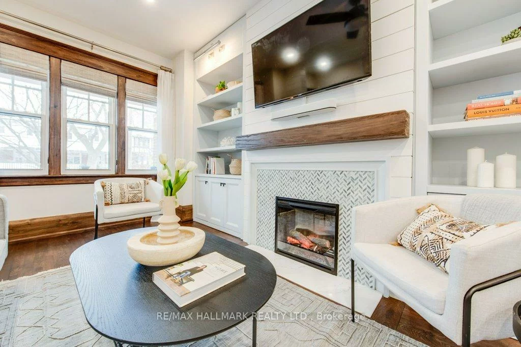 130, Bingham, East End-Danforth, Toronto