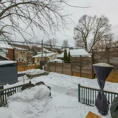 130, Bingham, East End-Danforth, Toronto